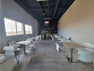 Foto 8 de Oficina en venta en Mazuren,