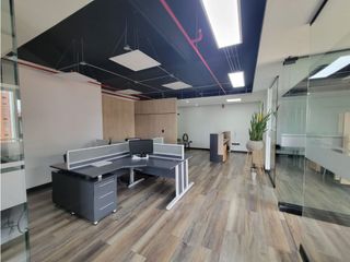 Foto 15 de Oficina en venta en Mazuren,