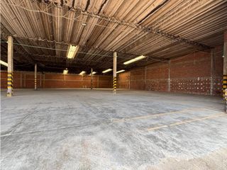 Foto 2 de Bodega para arriendo en Ternera