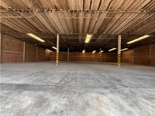 Foto 1 de Bodega para arriendo en Ternera