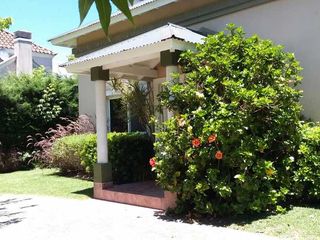 Foto 4 de Chalet en venta en Acacias Blancas