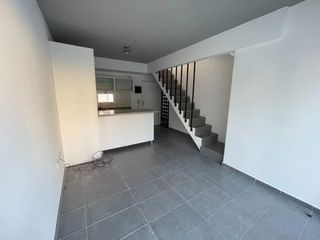 Foto 1 de ALQUILER DEPTO 2 AMBIENTES CON BALCÓN VILLA DEVOTO