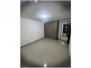 Foto 2 de APARTAMENTO EN ENVIGADO SECTOR SAN RAFAEL PISO 3 ESCALAS PARQ Y ÚTIL