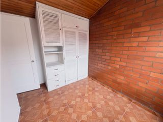 Foto 11 de Se Vende Casa en Quintanares
