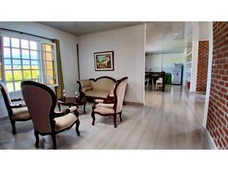 Foto 7 de Casa campestre en venta permuta en parcelación Santa Elena El Cerrito