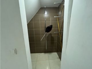 Foto 10 de Apartaestudio en alquiler en manrique central