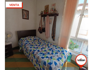 Foto 13 de CASA CENTRAL DE DOS PISOS EN CONJUNTO CERRADO
