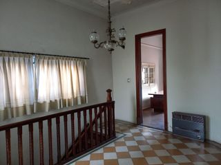 Foto 13 de Venta Casa Flores 4 amb 240 metros
