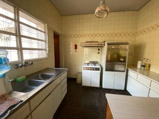 Foto 8 de Venta Casa Flores 4 amb 240 metros