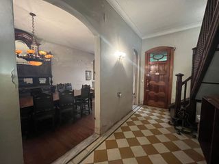 Foto 3 de Venta Casa Flores 4 amb 240 metros