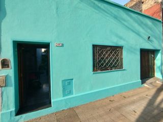 Foto 5 de Casa en  Venta en Pompeya c cochera patio y fondo
