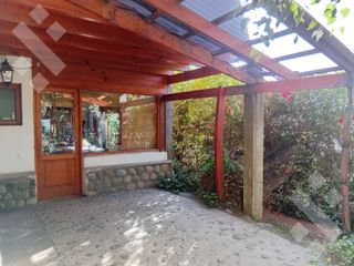 Foto 1 de En Barrio Covisal - Los Radales.