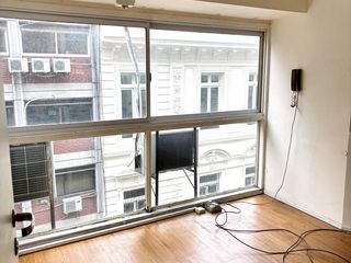 Foto 4 de Oportunidad - Retiro - Piso Oficina al Frente Sup 98m2 u$s199.900