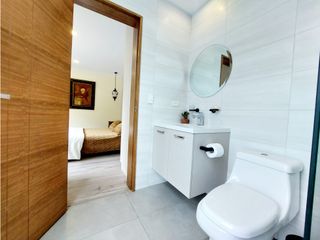 Foto 11 de MODERNA Y HERMOSA SUITE AMOBLADA EN RENTA EN SECTOR AV. SOLANO, CUENCA