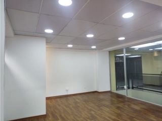 Foto 2 de República de El Salvado, Oficina en Renta, 78m2, 3 Ambientes