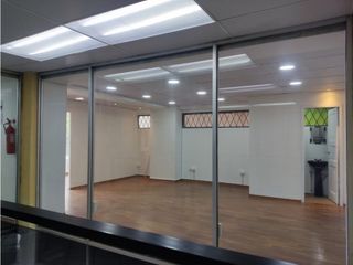 Foto 8 de República de El Salvado, Oficina en Renta, 78m2, 3 Ambientes