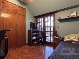 Foto 19 de Casa en Venta - 4 Dormitorios - Pileta - Quincho - Cochera en Ituzaingo Norte