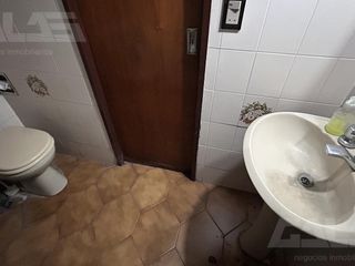Foto 34 de Casa en Venta - 4 Dormitorios - Pileta - Quincho - Cochera en Ituzaingo Norte