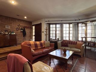 Foto 3 de Casa en Venta - 4 Dormitorios - Pileta - Quincho - Cochera en Ituzaingo Norte