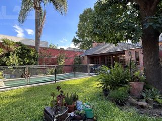 Foto 27 de Casa en Venta - 4 Dormitorios - Pileta - Quincho - Cochera en Ituzaingo Norte