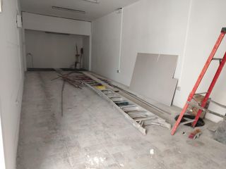 Foto 13 de Local Comercial en  Alquiler, Urdesa Central, LuiM