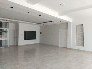 Foto 15 de Local Comercial en  Alquiler, Urdesa Central, LuiM