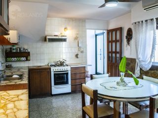 Foto 14 de Venta Casa 5 Ambientes con Parque y Pileta en La Plata