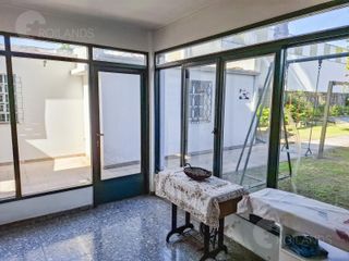 Foto 16 de Venta Casa 5 Ambientes con Parque y Pileta en La Plata