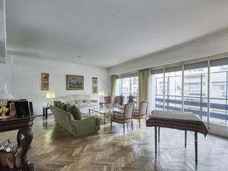 Foto 4 de DUPLEX VENTA A 1 CUADRA  PLAZA VICENTE LOPEZ CON 4 DORMITORIOS.LUMINOSO