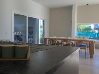 Foto 9 de Casa en Alquiler en Las Cañitas Barrio Privado . 3 dormitorios. Amoblada
