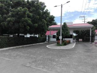 Foto 4 de SE VENDE CASA CAMPESTRE EN GIRARDOT