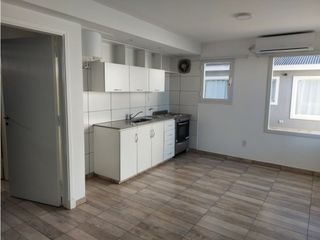 Foto 4 de Alquiler por 24 meses hermoso dúplex de 3 ambientes.
