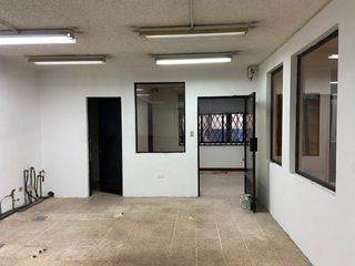 Foto 10 de LOCAL COMERCIAL EN RENTA HURTADO DE MENDOZA CUENCA