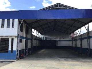 Foto 1 de LOCAL COMERCIAL EN RENTA HURTADO DE MENDOZA CUENCA