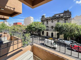 Foto 4 de Alquiler Departamento 1 Ambiente a Estrenar Al Frente con Balcón y Piscina