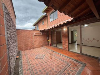 Foto 7 de Casa Unifamiliar en venta en Amazonia Bello