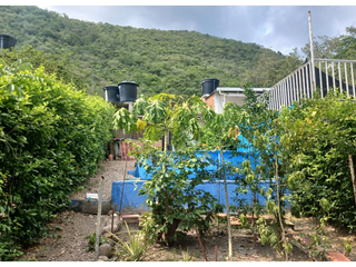 Foto 16 de Casalote urbano de 238 M2 en 260 mill en Apulo Cund, COL