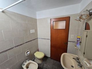 Foto 4 de VENTA CASA CON DEPARTAMENTO ANEXO TERMAS RIO HONDO