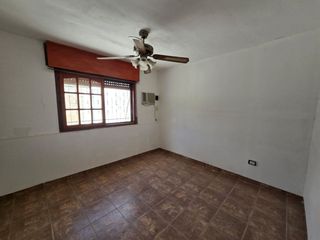 Foto 6 de VENTA CASA CON DEPARTAMENTO ANEXO TERMAS RIO HONDO