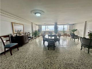 Foto 4 de AMPLIO APARTAMENTO EN VENTA EN VIEJO PRADO. Excelente Ubicacion