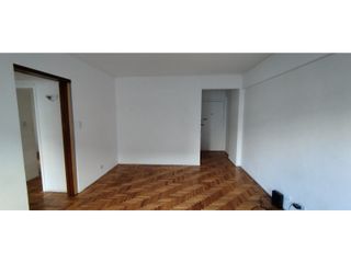 Foto 5 de Alquiler de tres ambientes muy luminoso