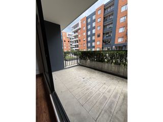 Foto 7 de Hermoso aparta estudio en milla de oro en condominio con club house!