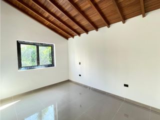Foto 9 de Casa en Arriendo Bombona Medellín