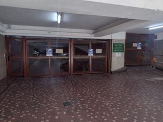 Foto 3 de Cochera en  Retiro en Venta