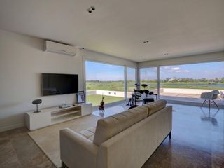 Foto 32 de Increible casa al agua y golf