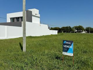 Foto 4 de Terreno con escritura  en  venta en loteo Altos del Sur.
