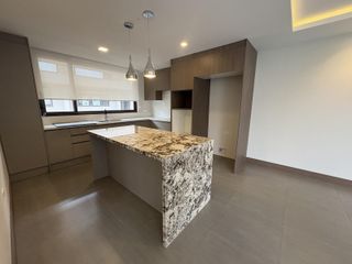 Foto 4 de Casa Por estrenar Sector Santa Ines / Cumbaya