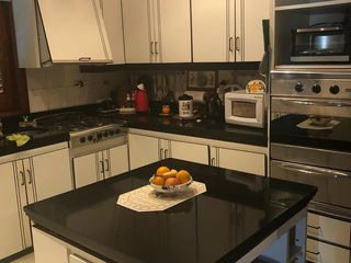 Foto 19 de Venta Casa Ideal Uso Comercial Frente a Mil Aires