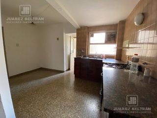 Foto 19 de Departamento de 3 dormitorios en alquiler - Obispo Salguero Centro