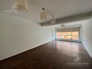 Foto 4 de Departamento de 3 dormitorios en alquiler - Obispo Salguero Centro